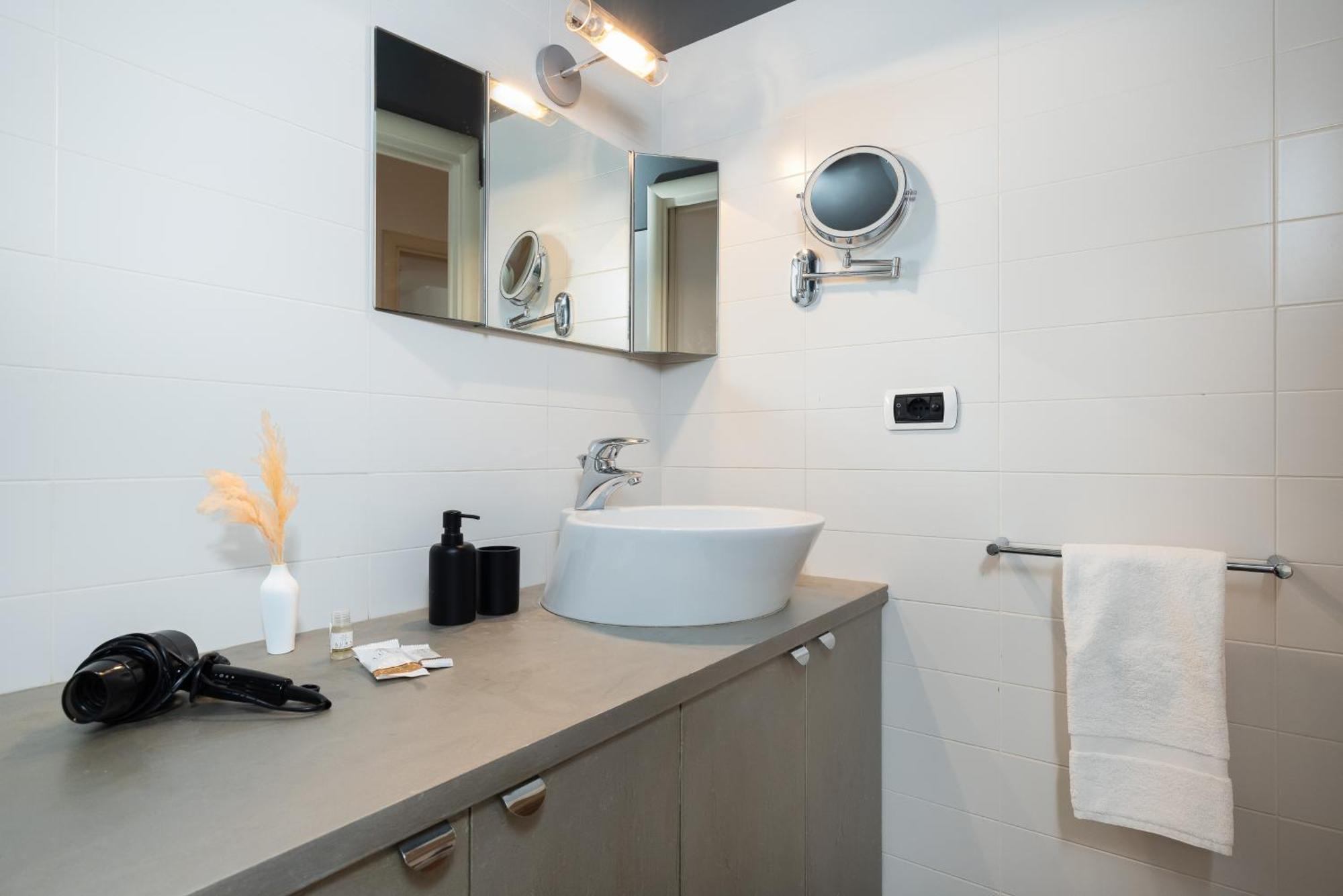 Moscova Design Home Milan Bagian luar foto